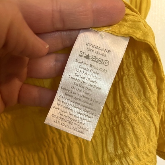 NWOT Everlane The Button Smock Top. Size 2. Color Super Lemon. - Picture 9 of 9